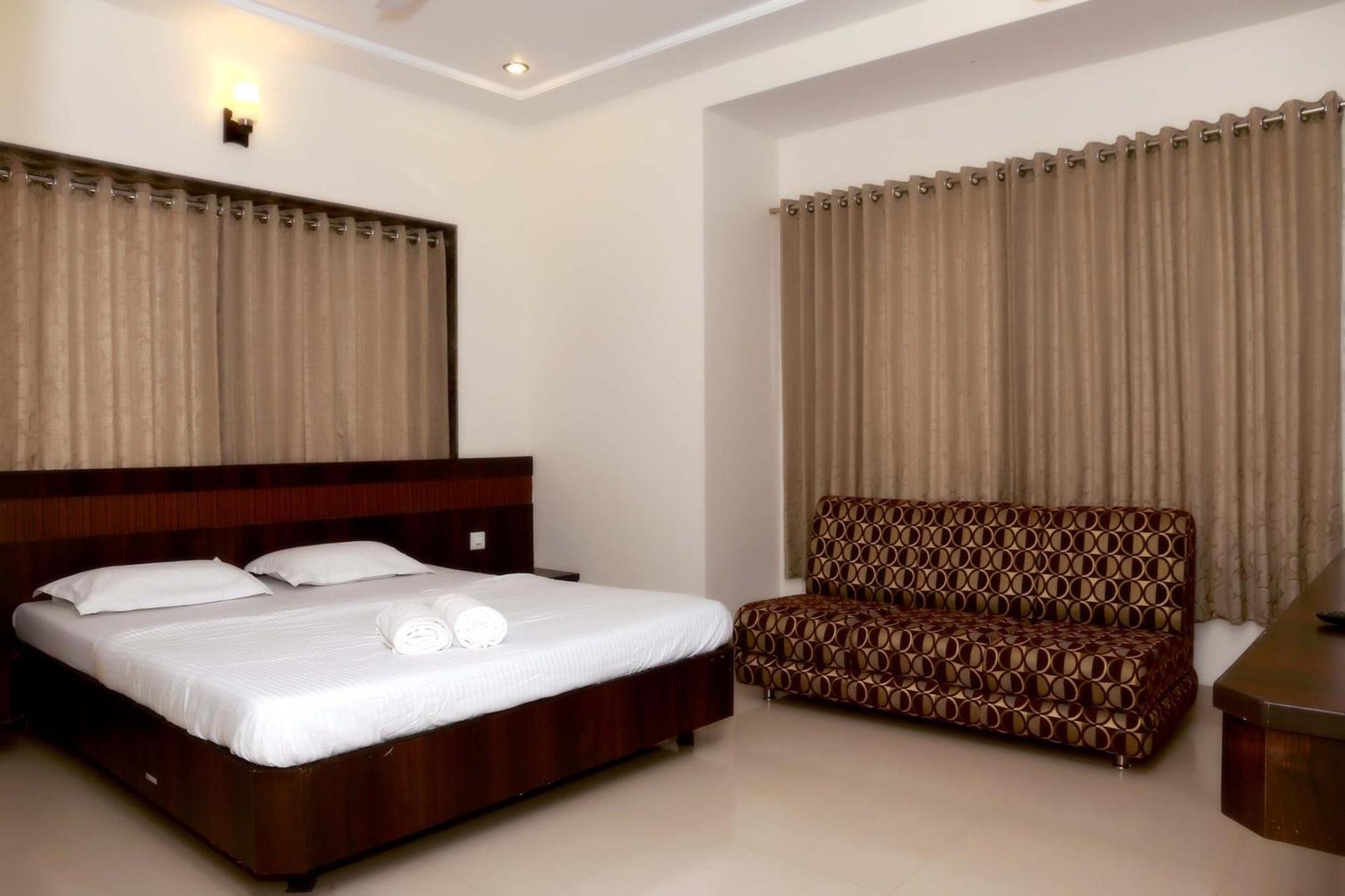 Hotel Sai Ramanand Shirdi Exterior foto