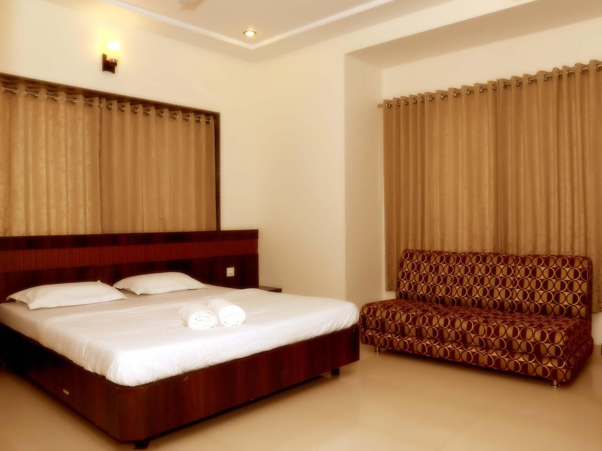 Hotel Sai Ramanand Shirdi Exterior foto