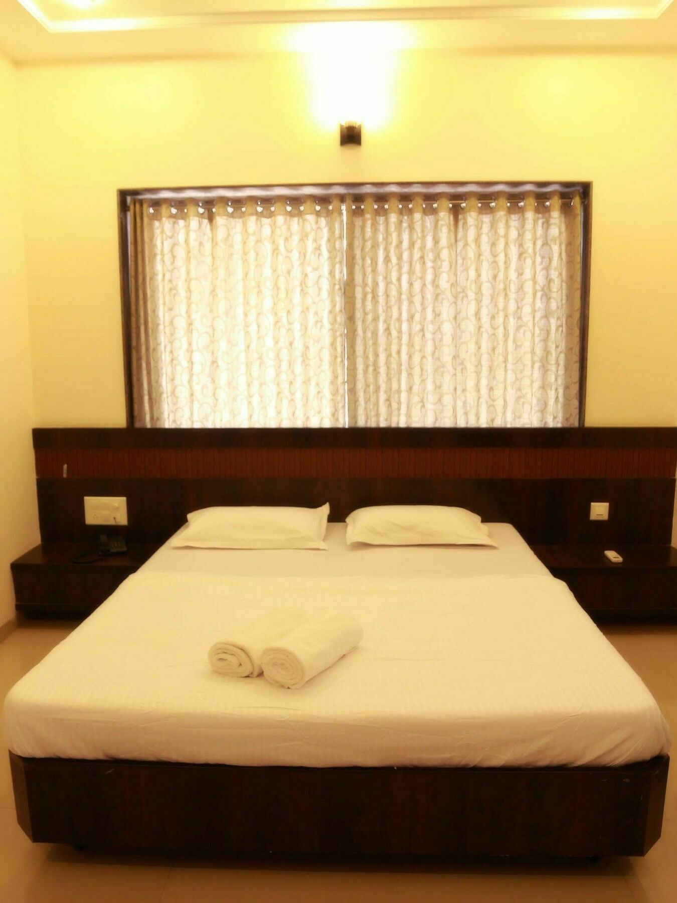 Hotel Sai Ramanand Shirdi Exterior foto